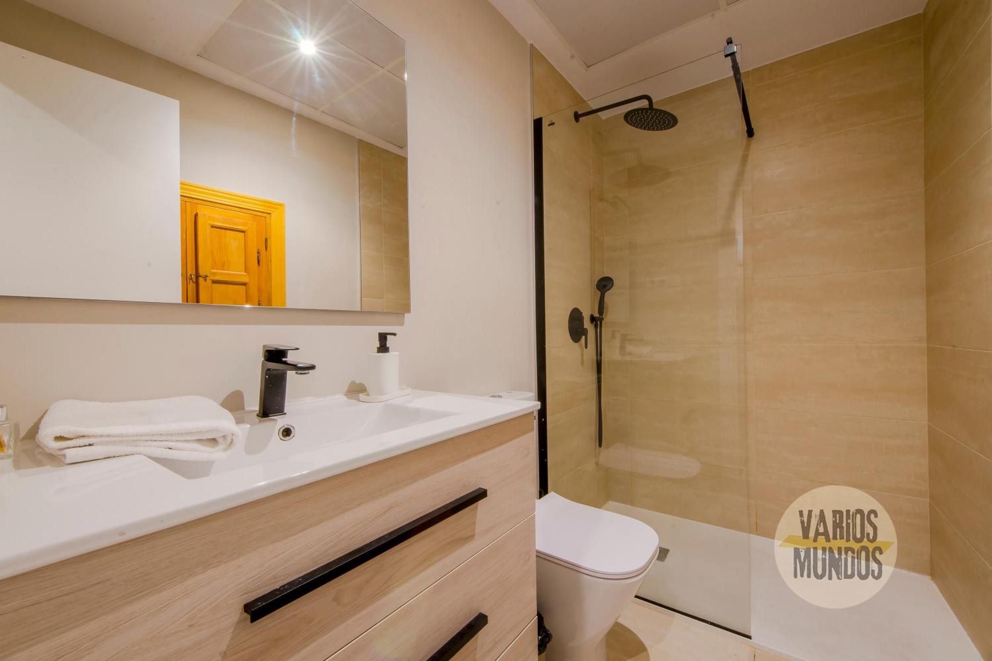 Centrico Apt 7Pax En Anton Martin-Centro E2 Madrid Luaran gambar